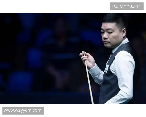 达尼洛：从青涩少年到足球场上的闪耀明星之路