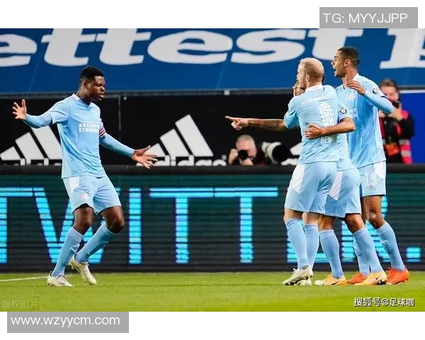 沙姆落与布兰的激烈对决揭示了足球战术的深层次博弈与精彩瞬间