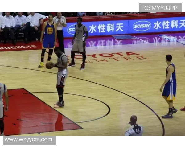 广州篮球队与南京篮球队赛后复盘团队协作的精彩瞬间与战术分析MBA